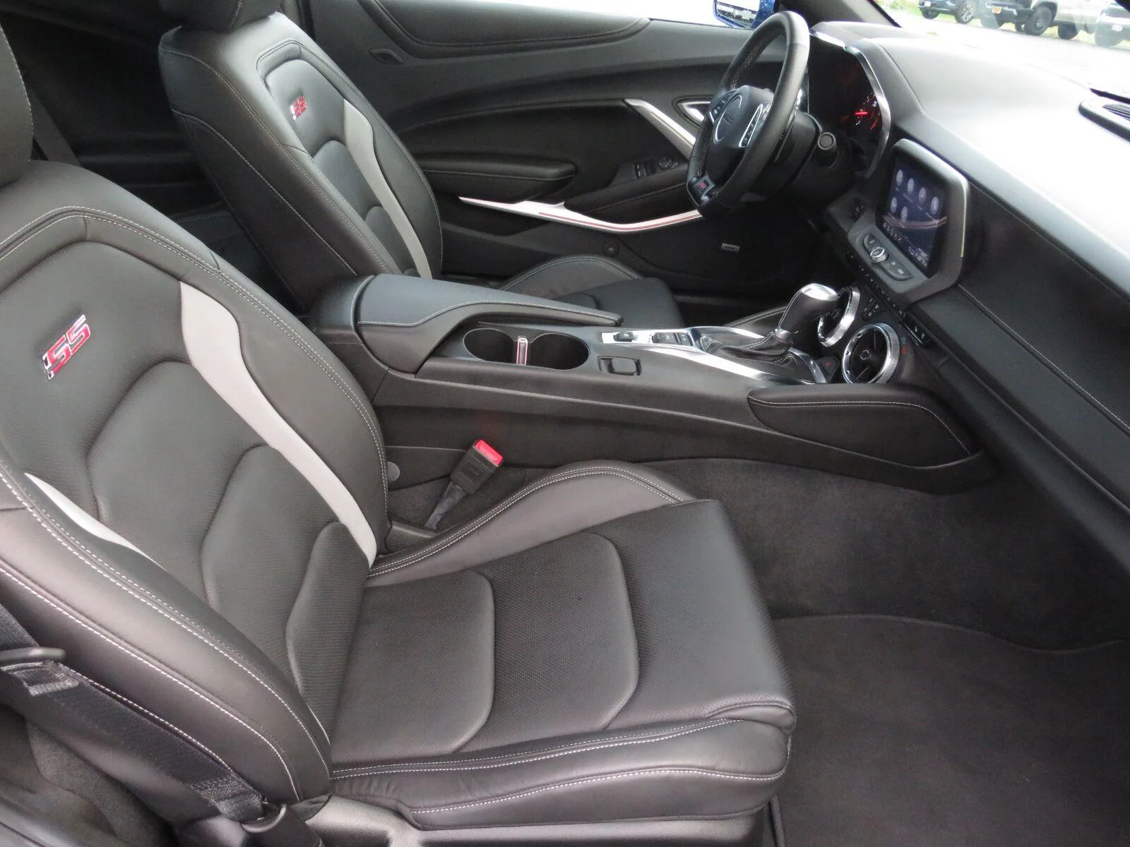Used 2024 Riverside Blue Metallic Chevrolet 2SS image 16