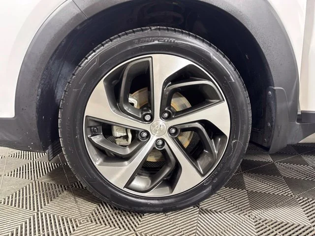 Used 2017 White Hyundai Sport image 10