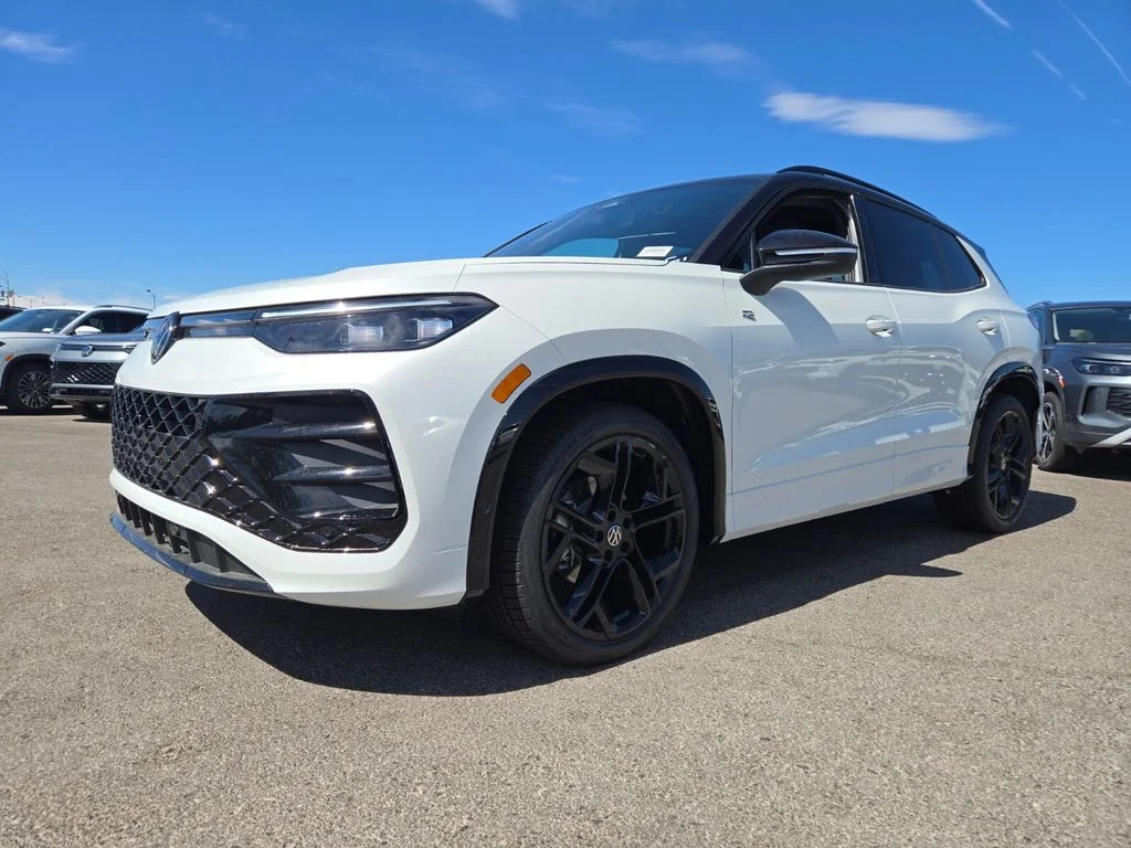 New 2026 White Volkswagen 2.0T SE R-Line Black image 2