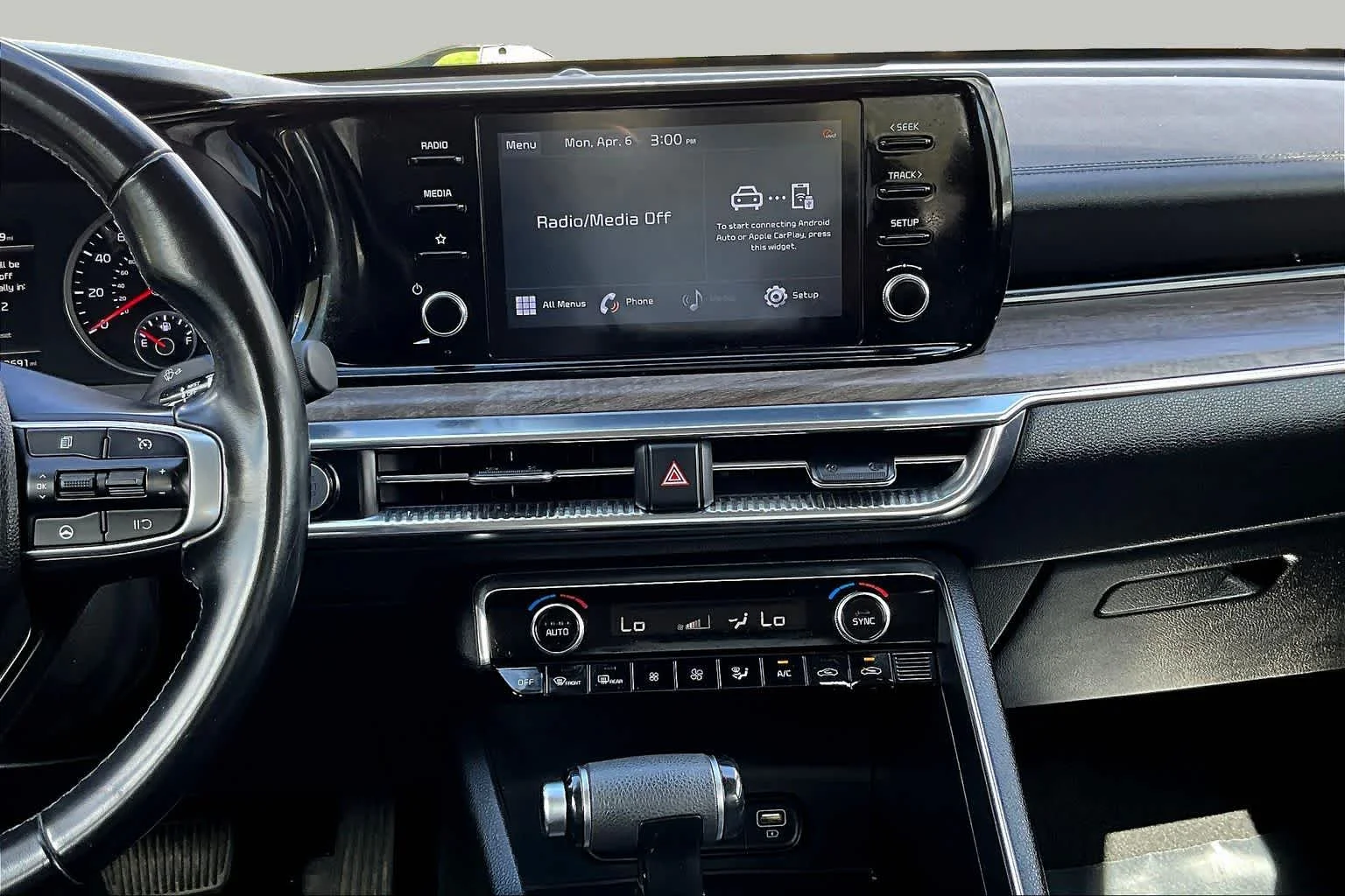 Used 2021 Ebony Black Kia EX image 13