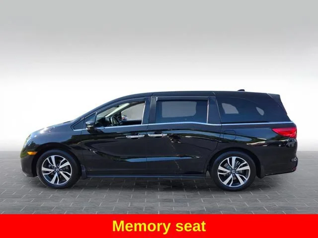 Used 2023 Black Honda Touring image 5