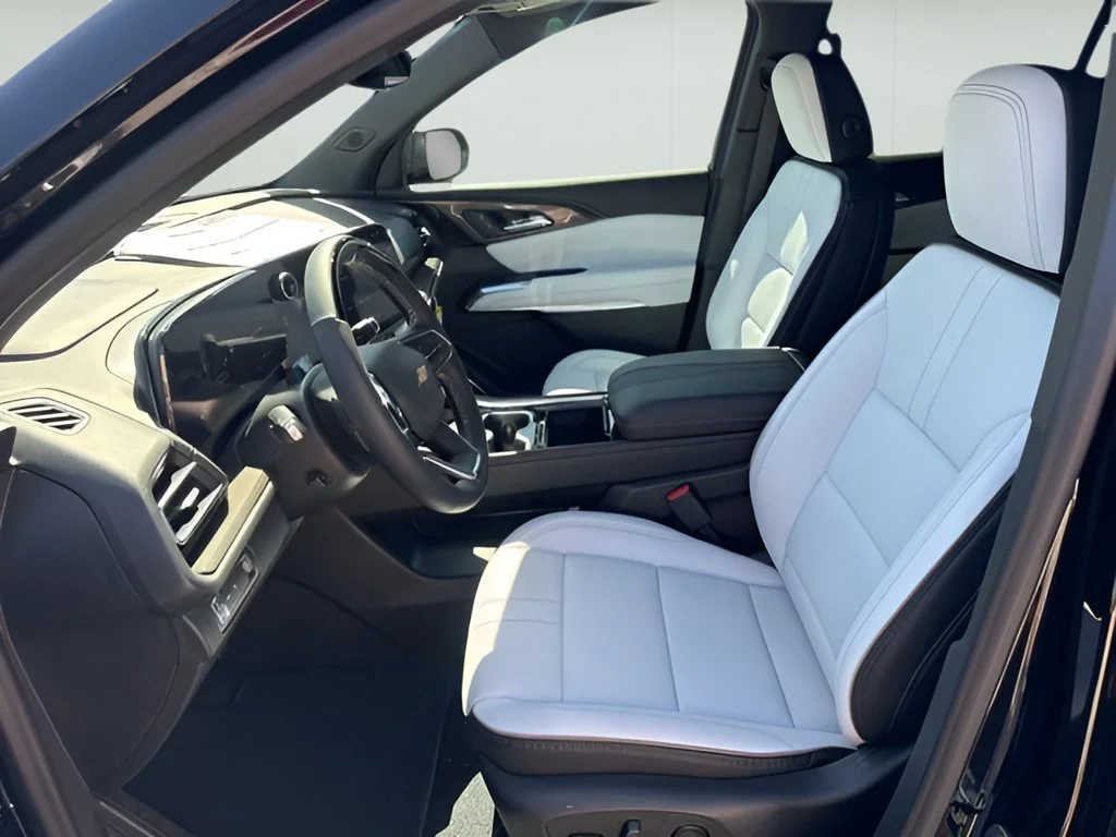 2026 Chevrolet Traverse High Country - Photo 8