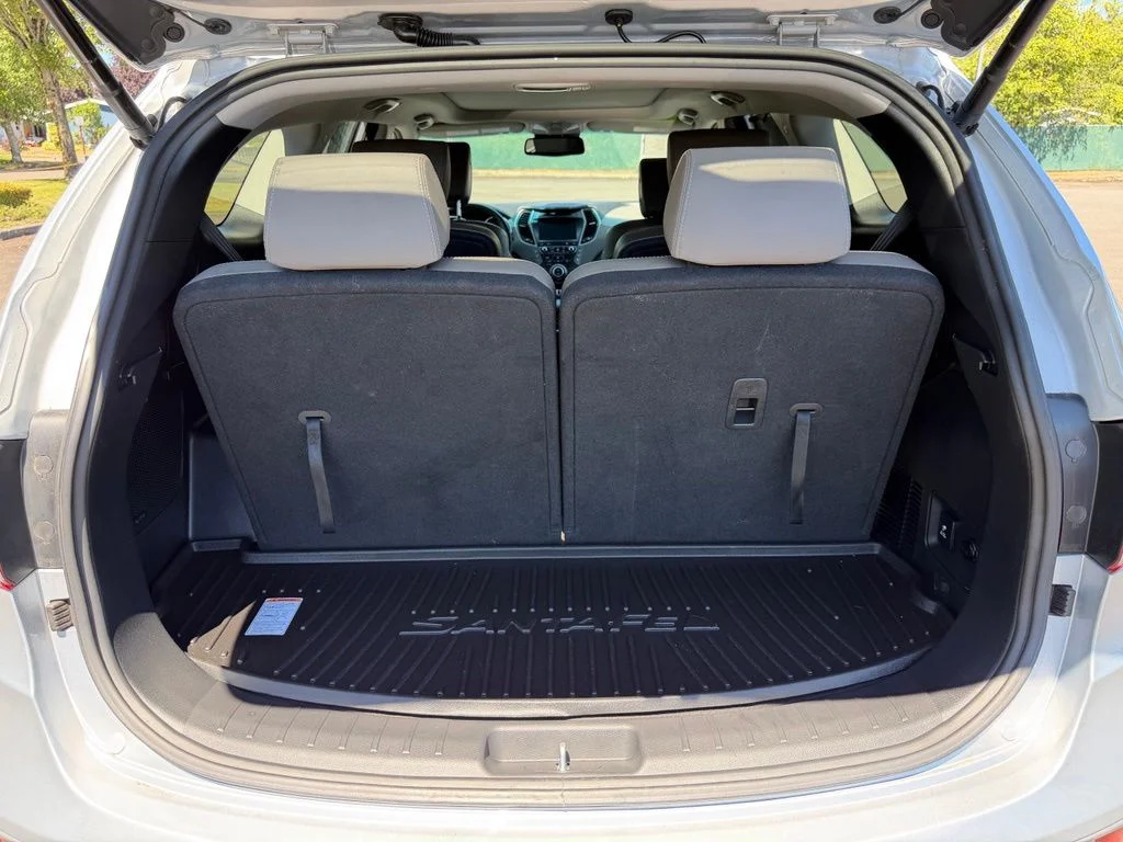 Used 2017 Circuit Silver Hyundai Limited Ultimate image 11