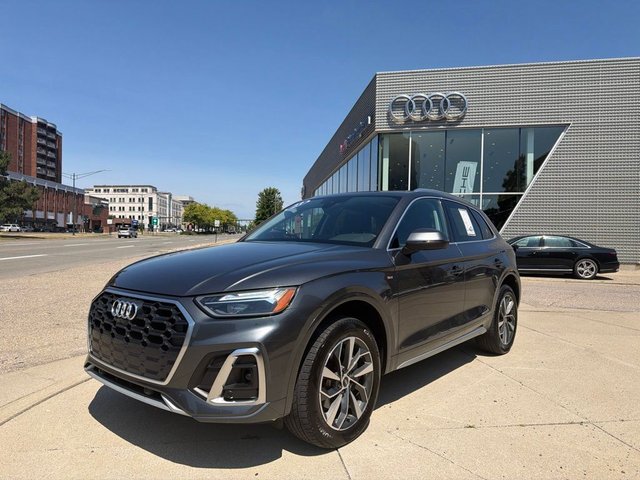 2023 Audi Q5 45 S line Premium