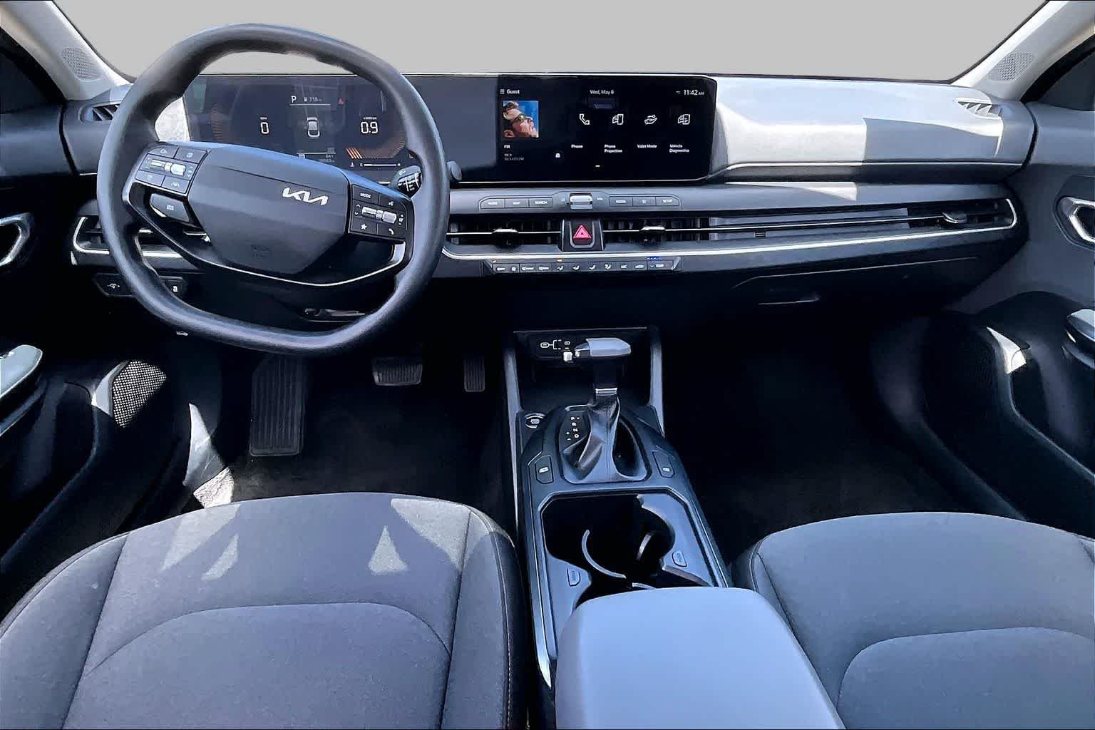 Used 2025 Deep Sea Blue Kia LXS image 11
