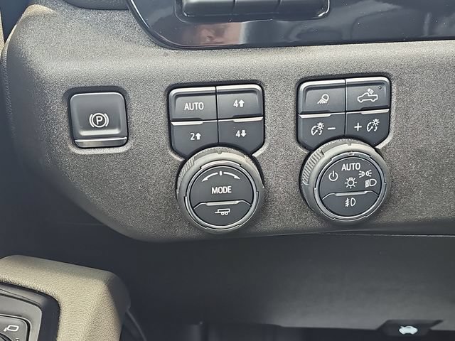 Used 2025 Cypress Gray Chevrolet ZR2 image 19
