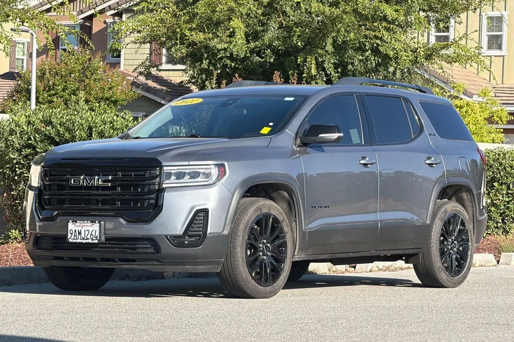 Used 2022 Satin Steel Metallic GMC SLE image 9