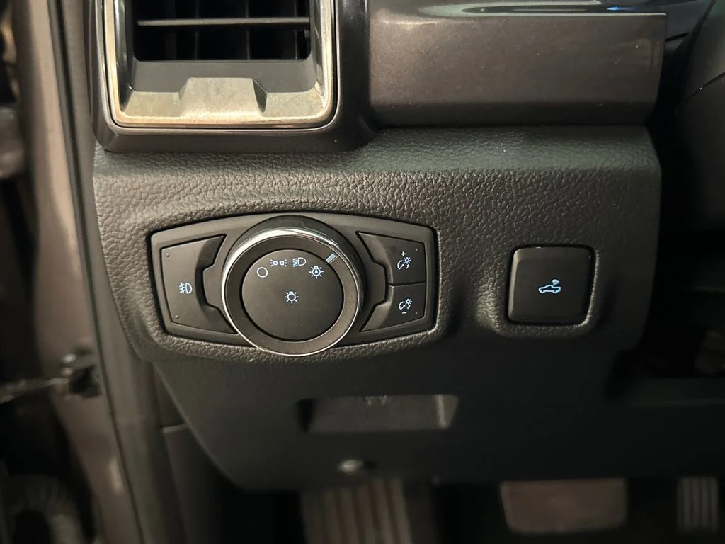 Certified Used 2020 Gray Ford Lariat image 19