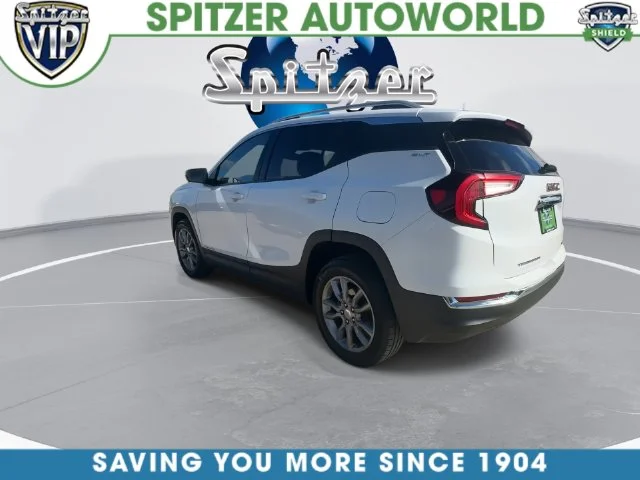 Used 2024 White GMC SLT image 7