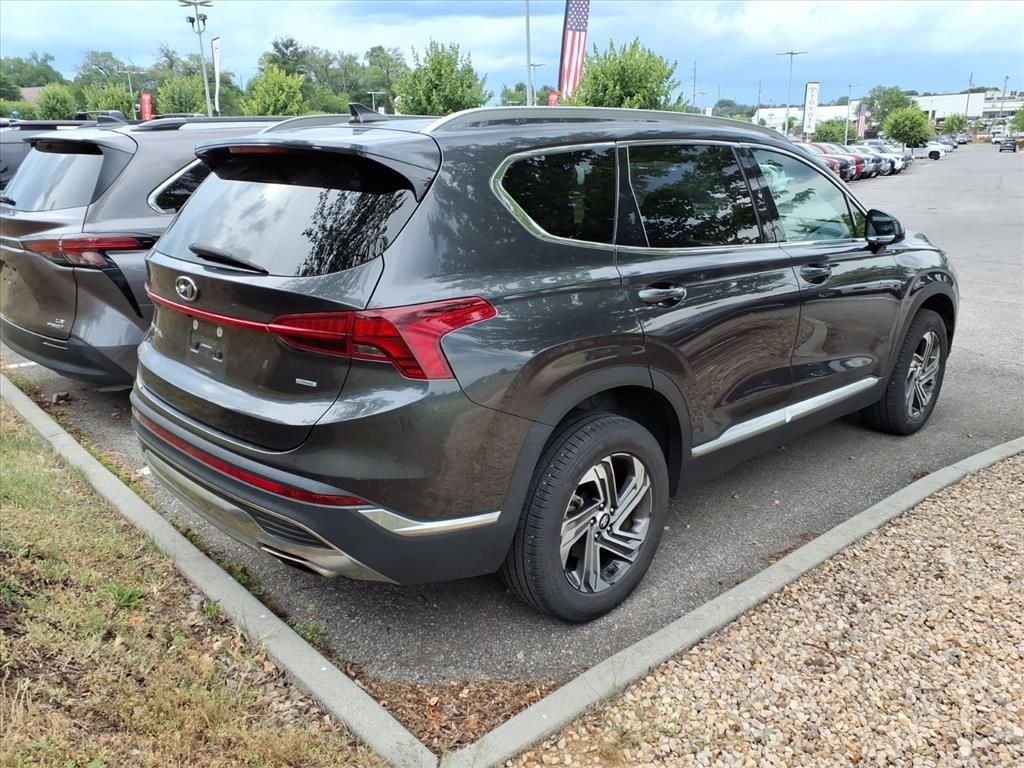 Used 2022 Gray Hyundai SEL image 2