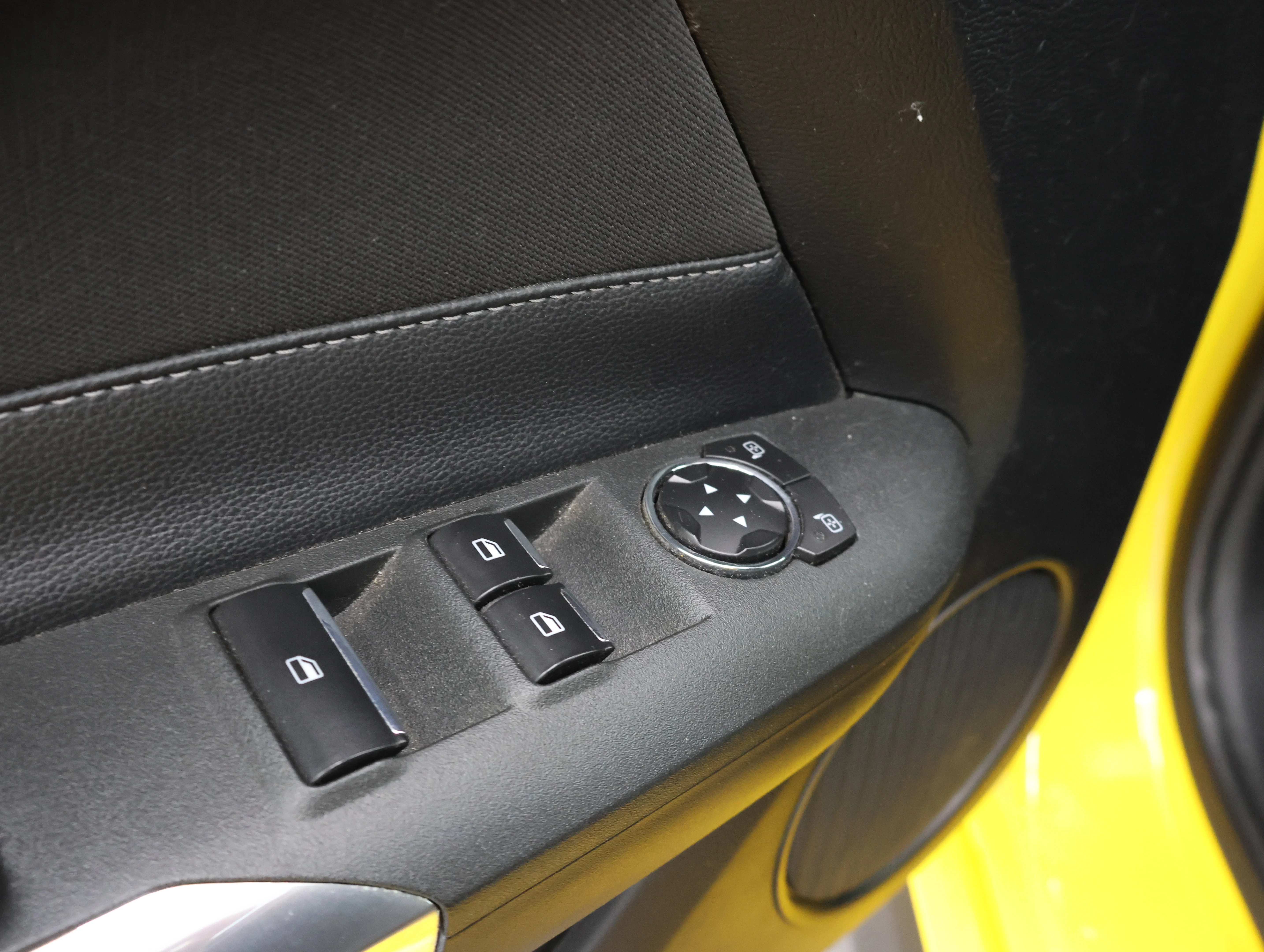 Used 2016 Triple Yellow Tri-Coat Ford V6 image 35