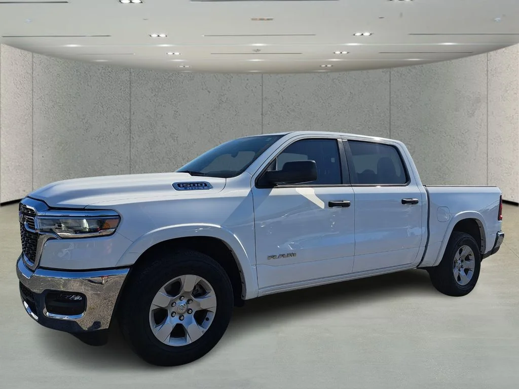 2025 RAM 1500 Big Horn/Lone Star Crew Cab 5'7's photo