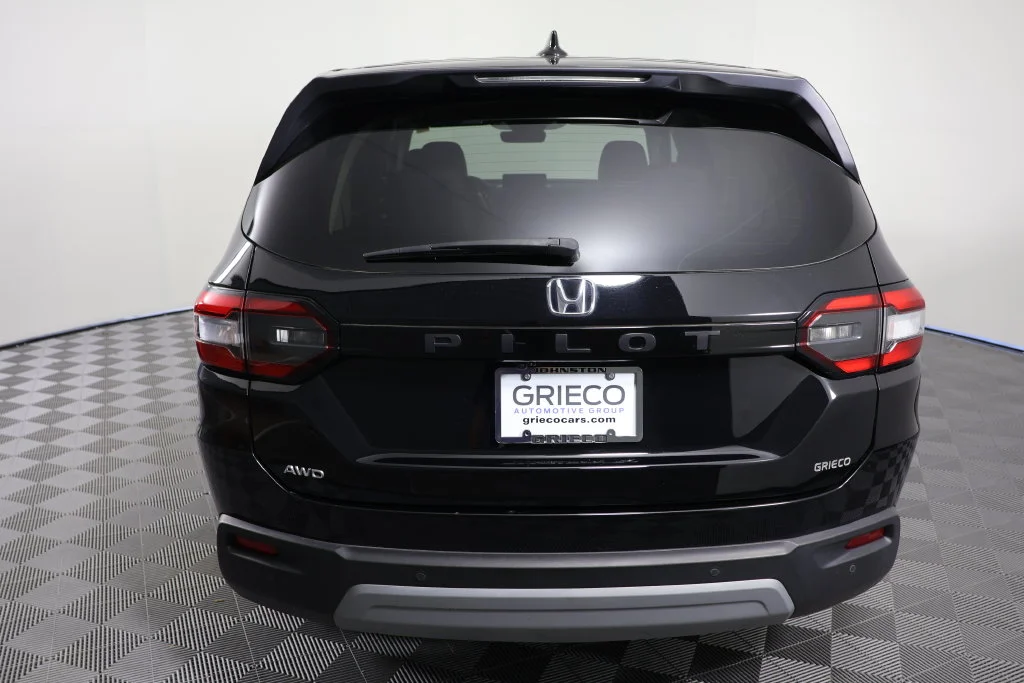 Used 2024 Black Honda EX-L image 7