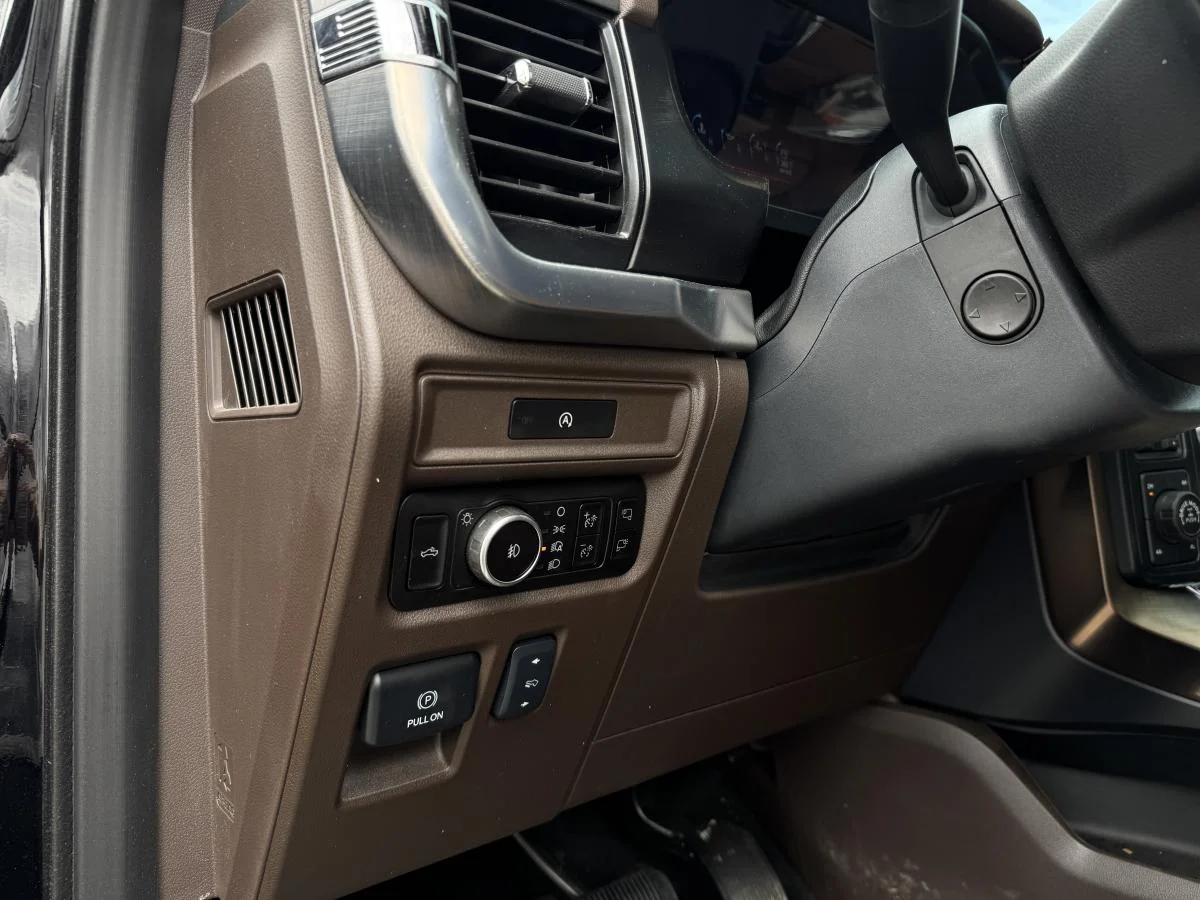 Used 2025 Black Ford King Ranch image 14