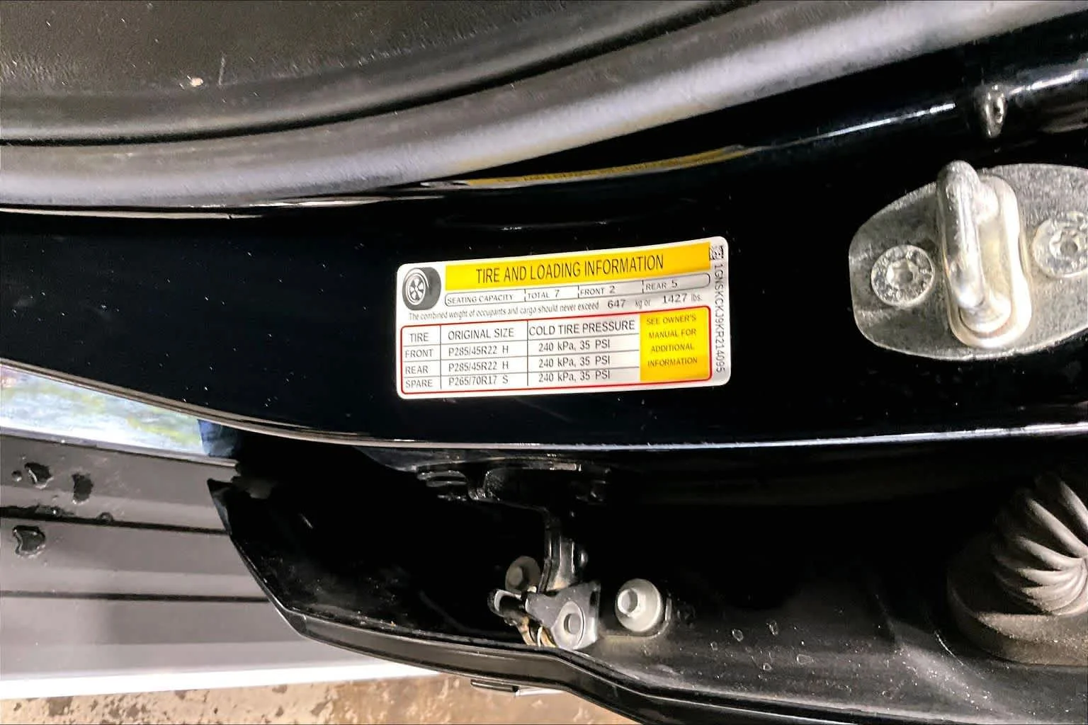Used 2019 Black Chevrolet Premier image 32