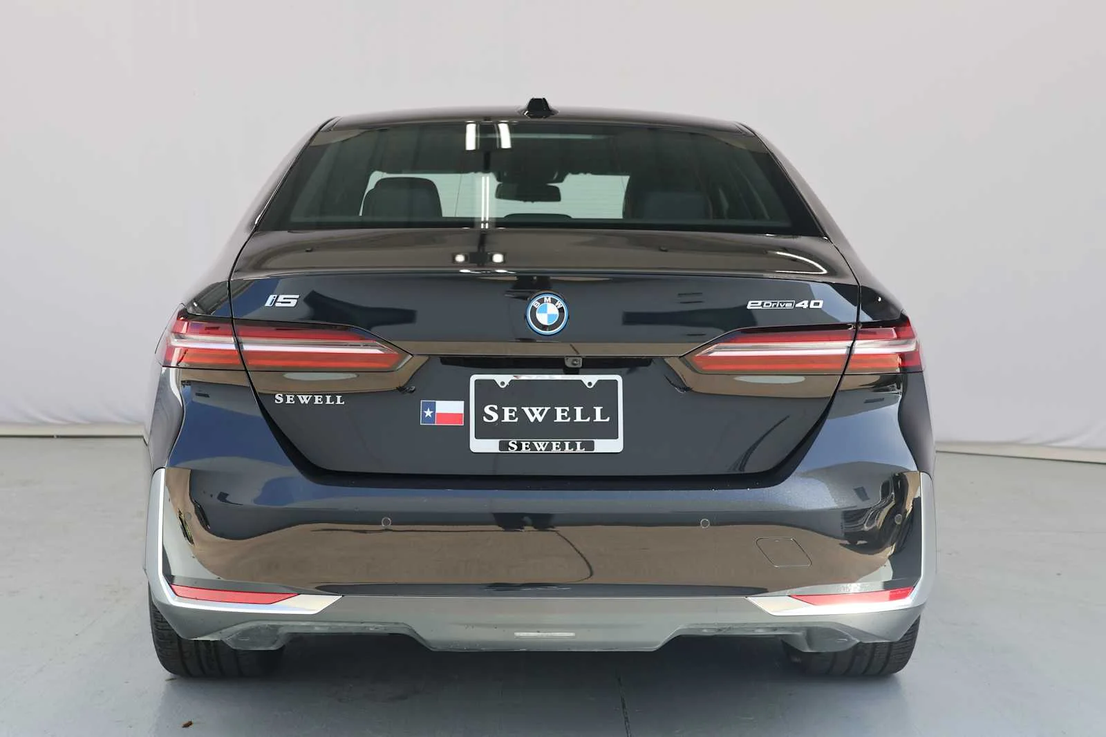 Certified Used 2024 Black Sapphire Metallic BMW eDrive40 image 9