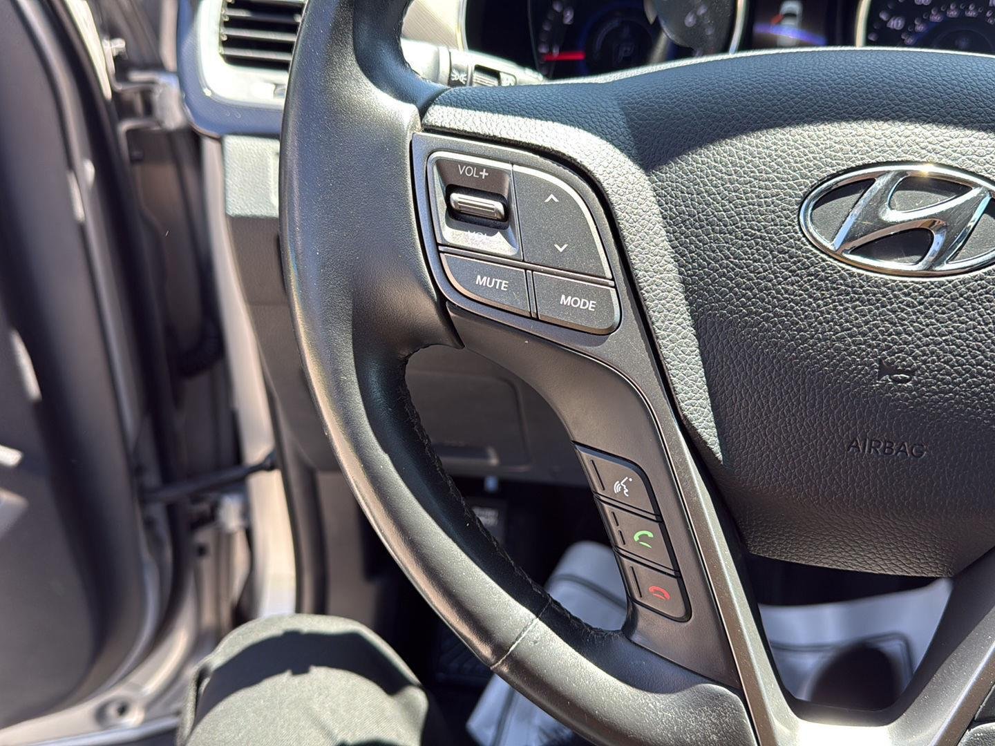 Used 2015 Iron Frost Hyundai GLS image 17