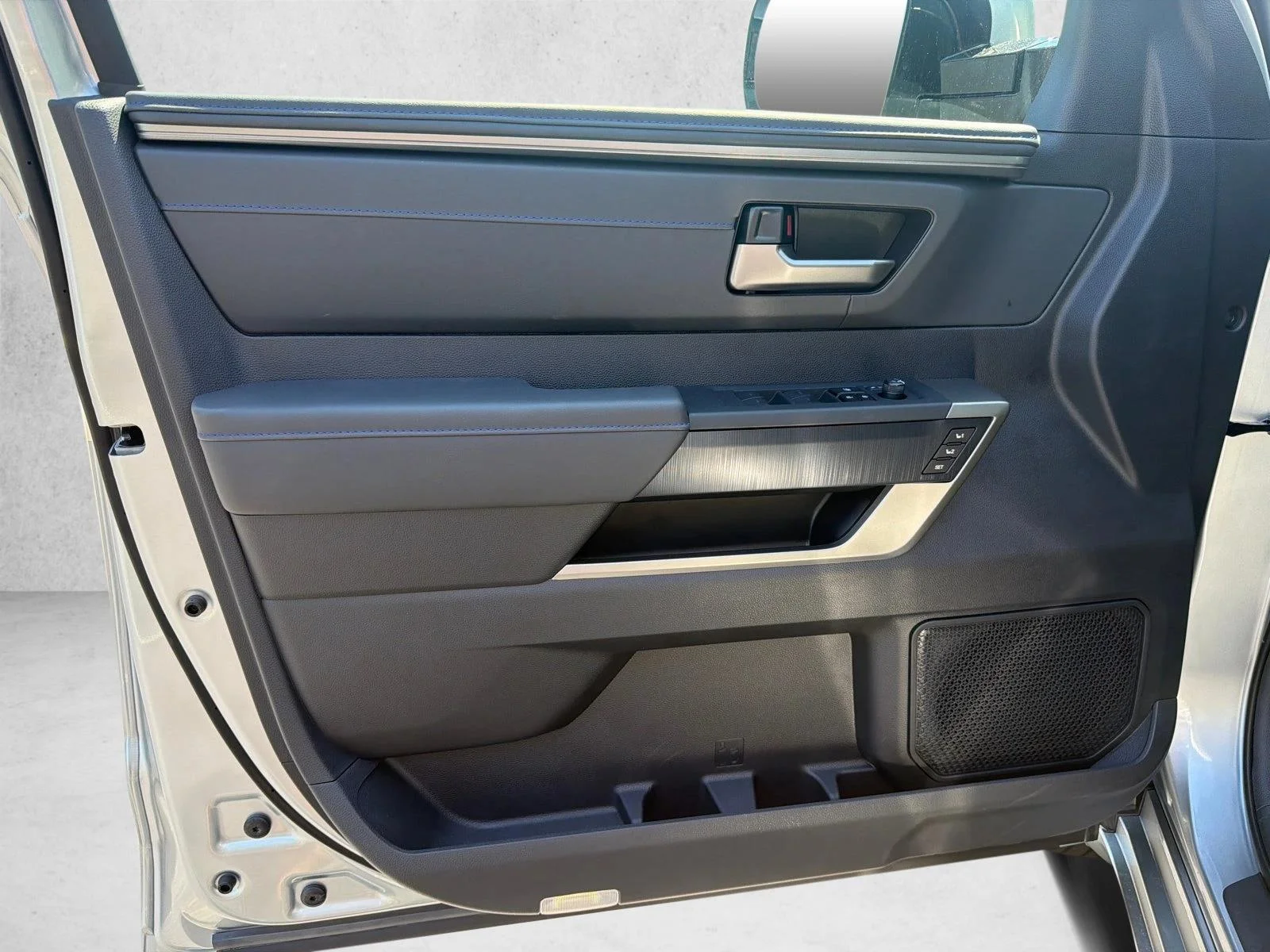New 2026 Celestial Silver Metallic Toyota Platinum i-FORCE MAX image 10