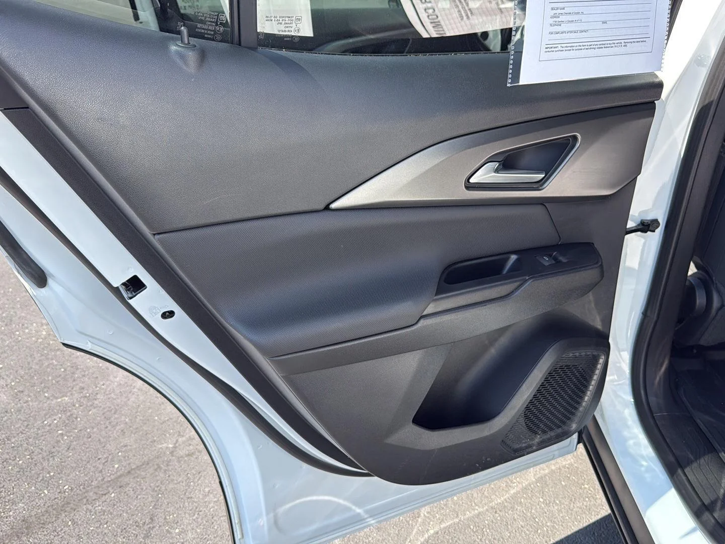 Used 2025 Summit White Chevrolet LT image 20