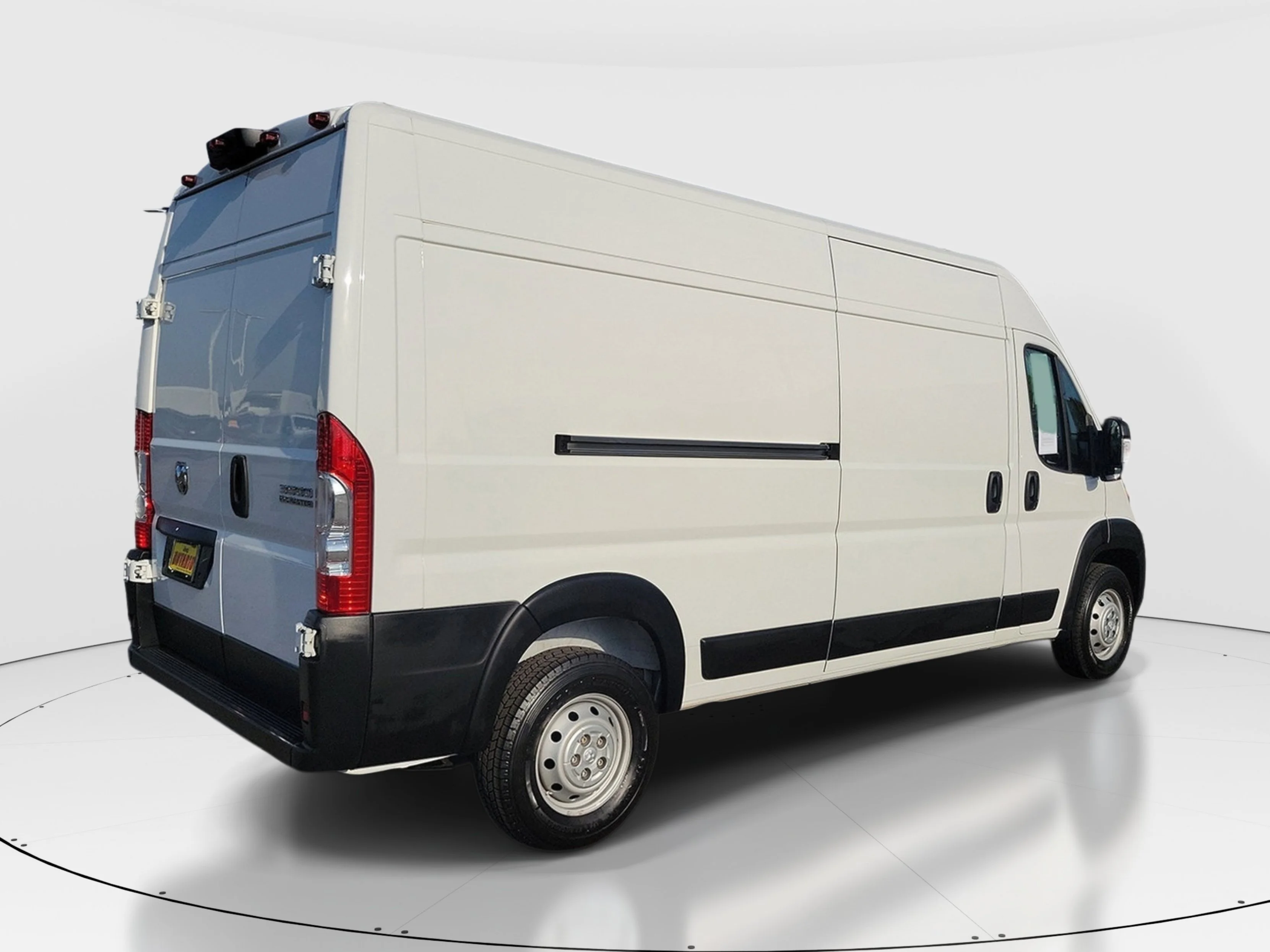 Used 2023 White Ram High Roof image 3