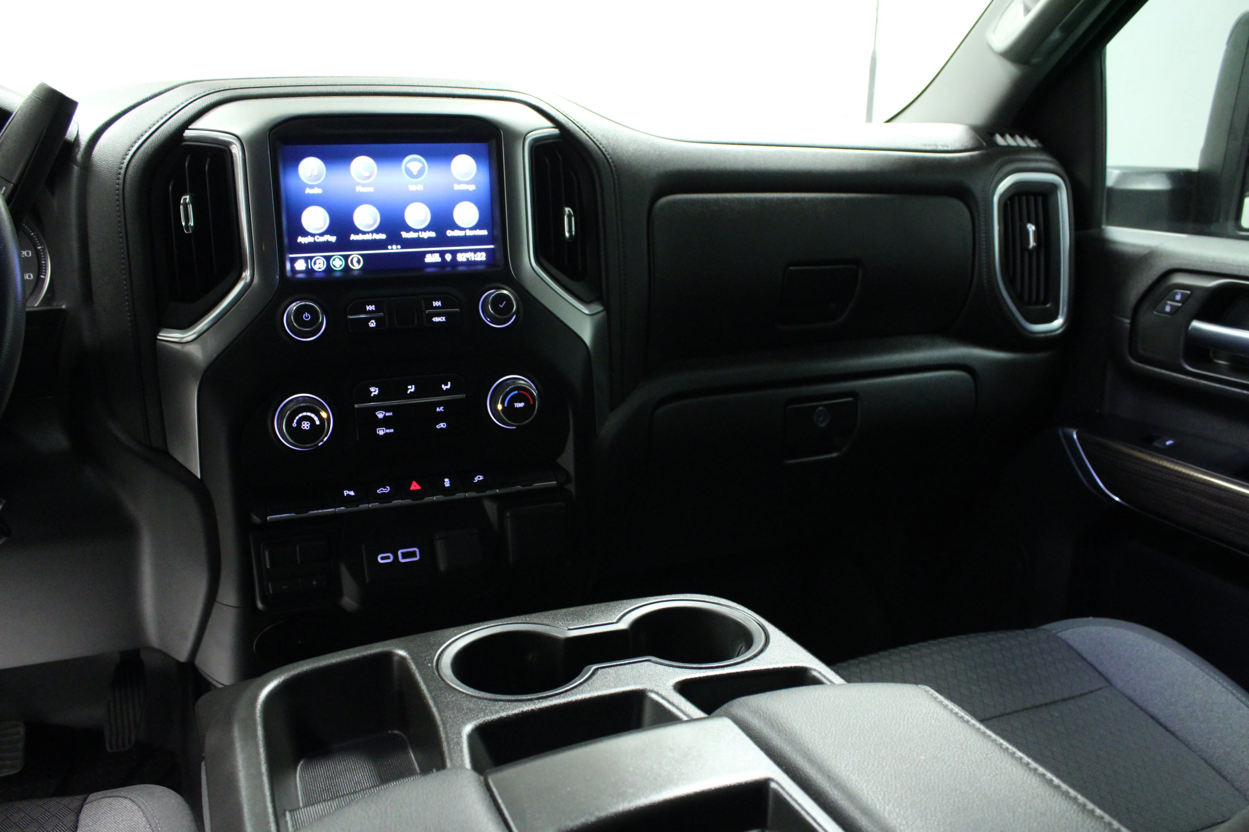 Used 2022 Summit White Chevrolet LT image 19