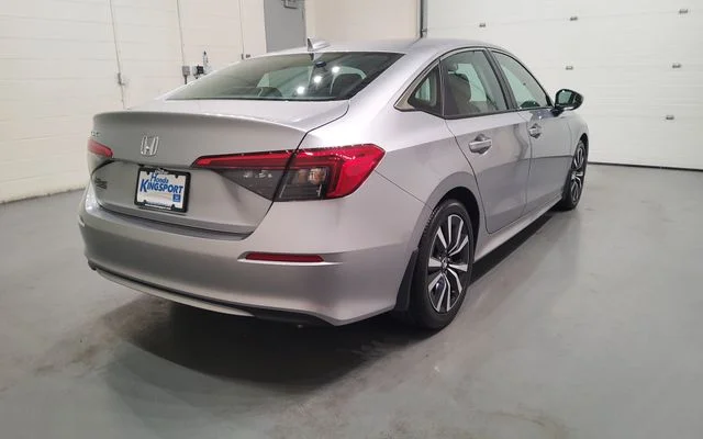 Used 2023 Silver Honda EX image 7