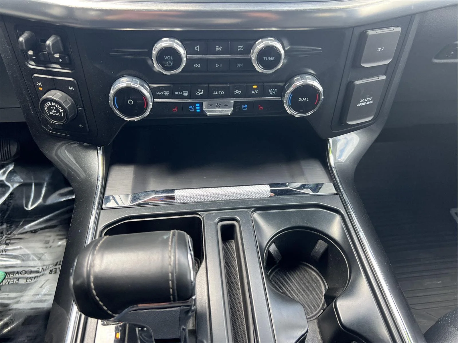 Used 2022 Agate Black Ford LARIAT image 23