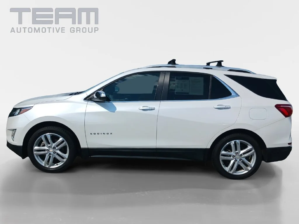 Used 2018 IRIDESCENT PEARL TRICOAT Chevrolet Premier image 4