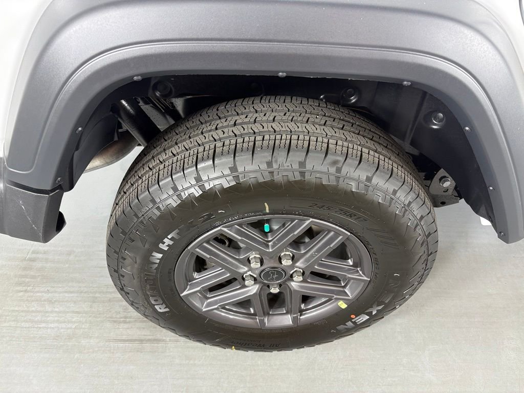 New 2026 Bright White Clear-Coat Exterior Paint Jeep Sport S image 10