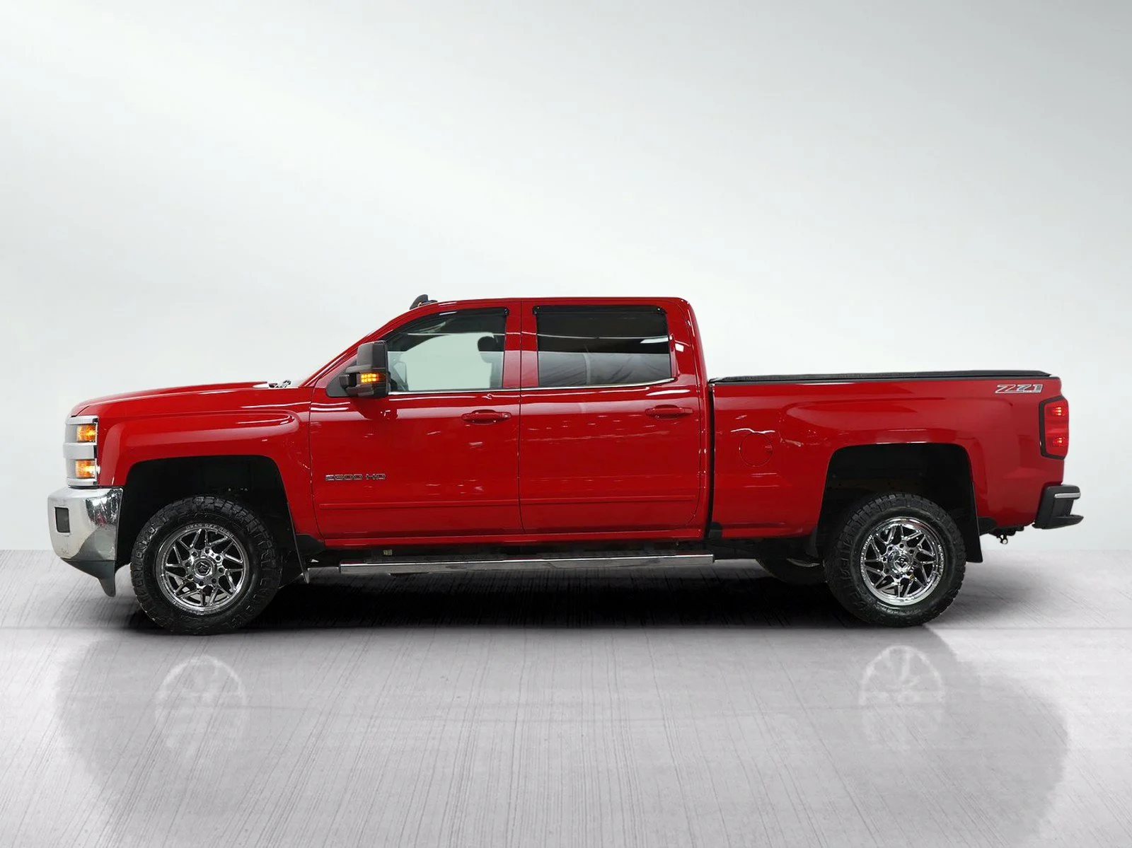 Used 2017 Chevrolet Silverado 2500HD LT with VIN 1GC1KVEG9HF234602 for sale in Burnsville, Minnesota