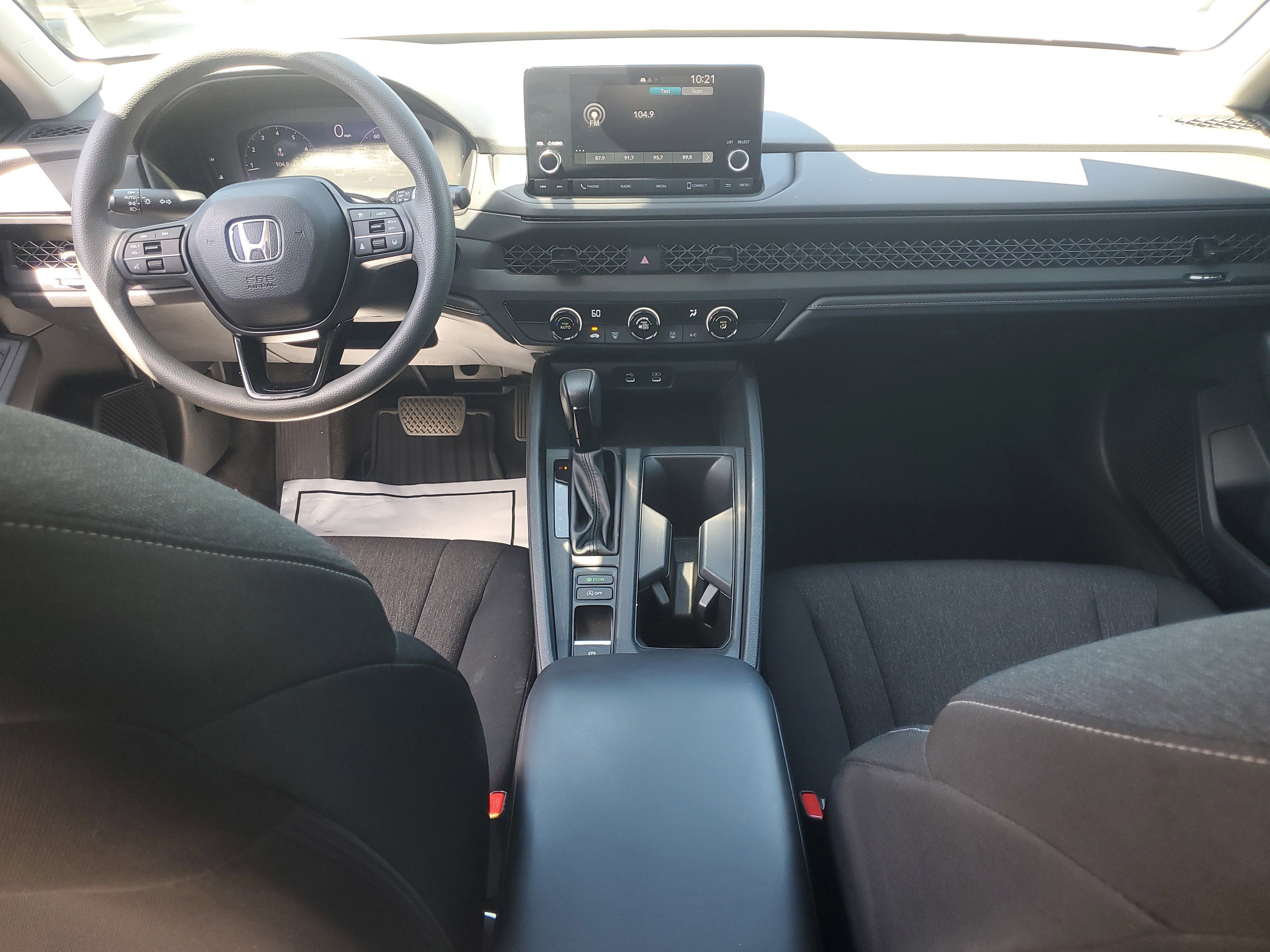 Used 2023 White Honda LX image 16