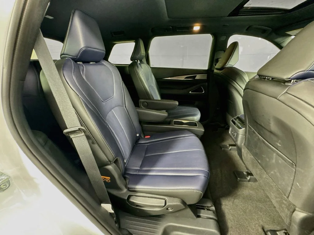 Certified Used 2027 Black INFINITI SPORT image 39
