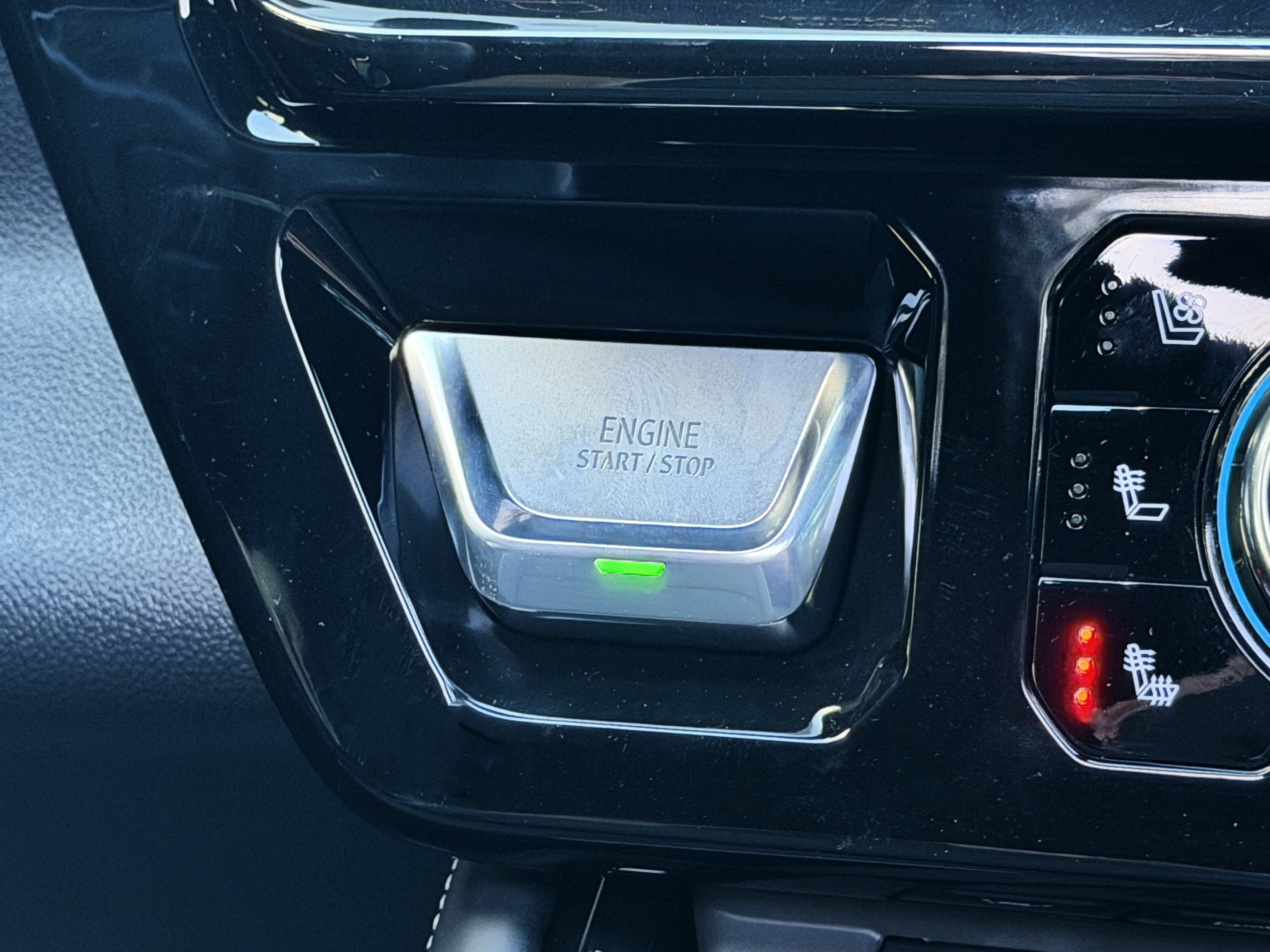 2026 GMC Sierra 1500 AT4X - Photo 38