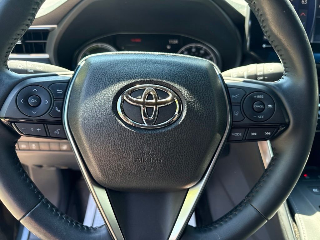 Used 2021 Black Toyota XLE image 29