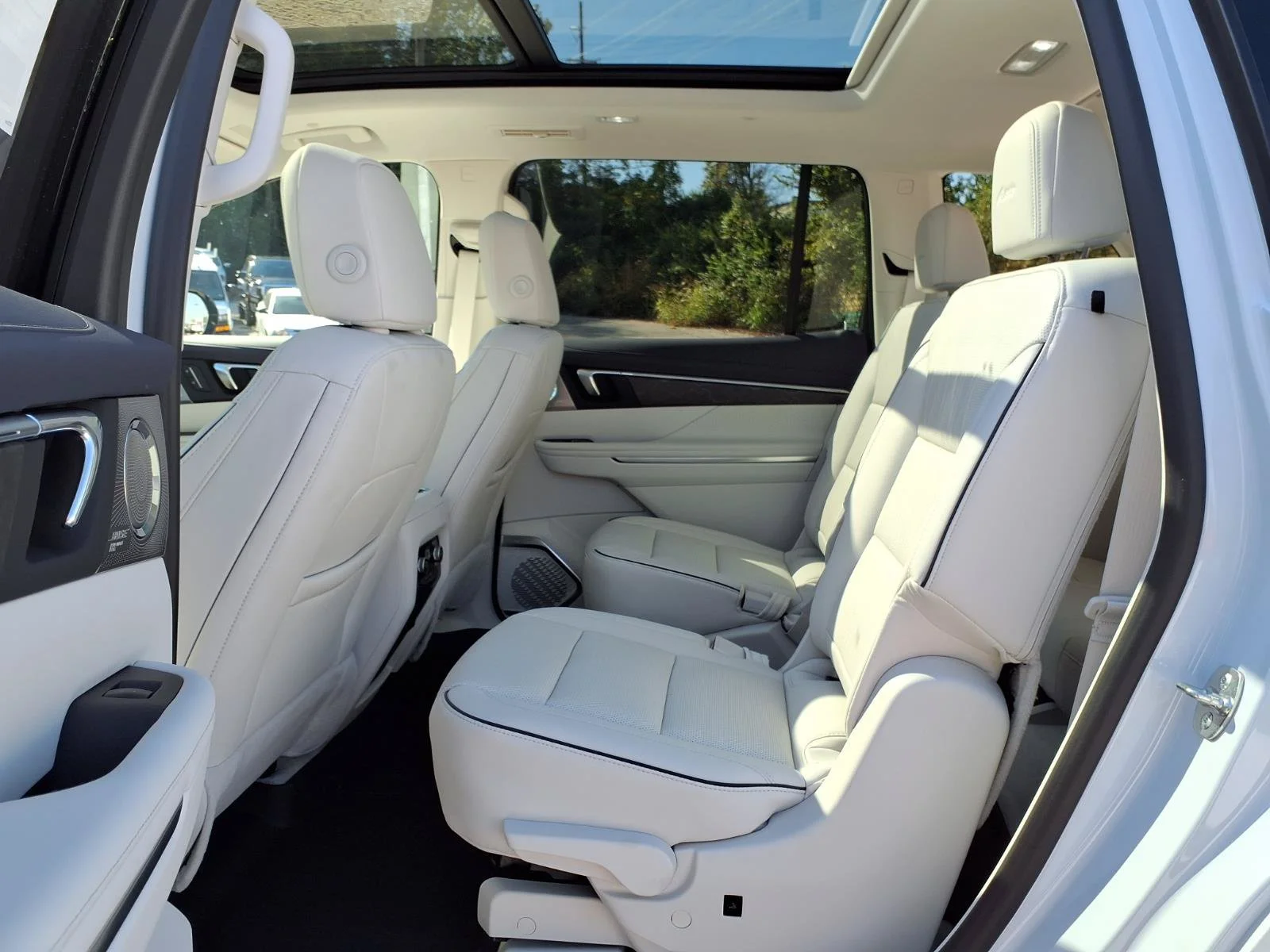 2027 Buick Enclave Avenir - Photo 17