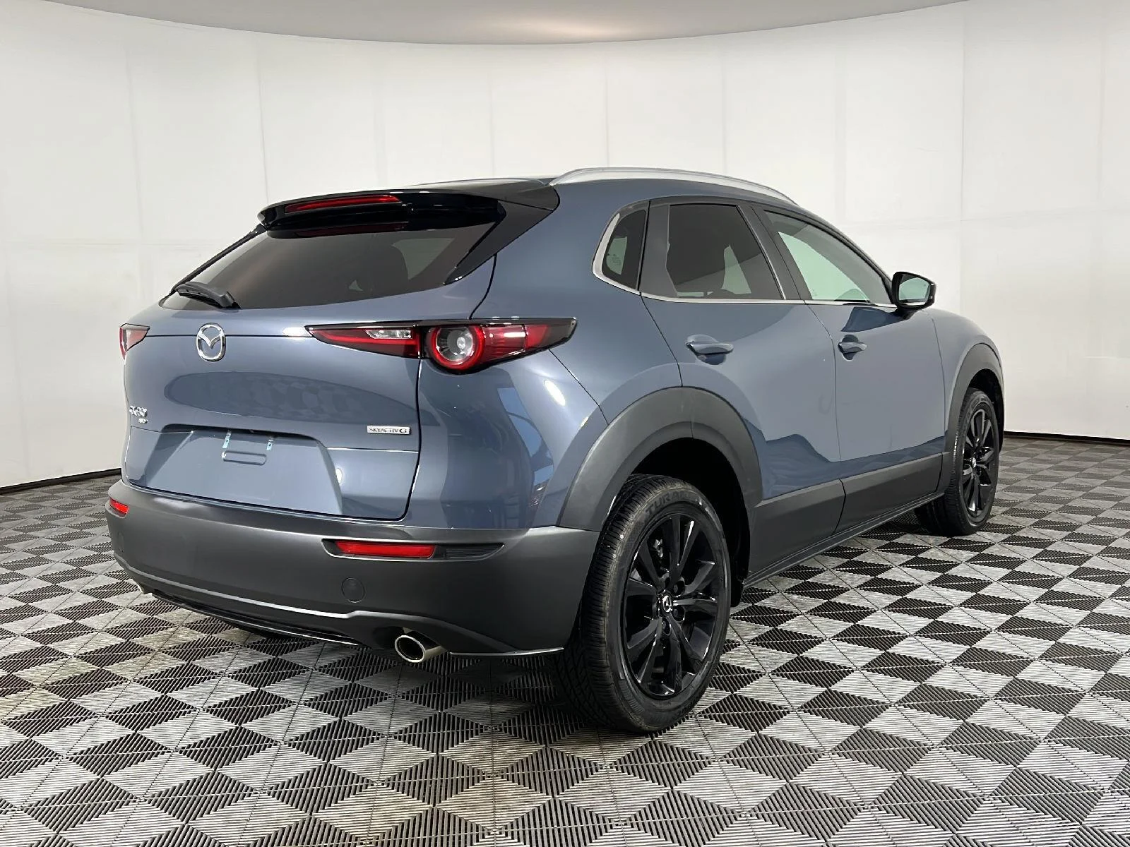 Used 2024 Polymetal Gray Metallic Mazda 2.5 S Carbon Edition image 5