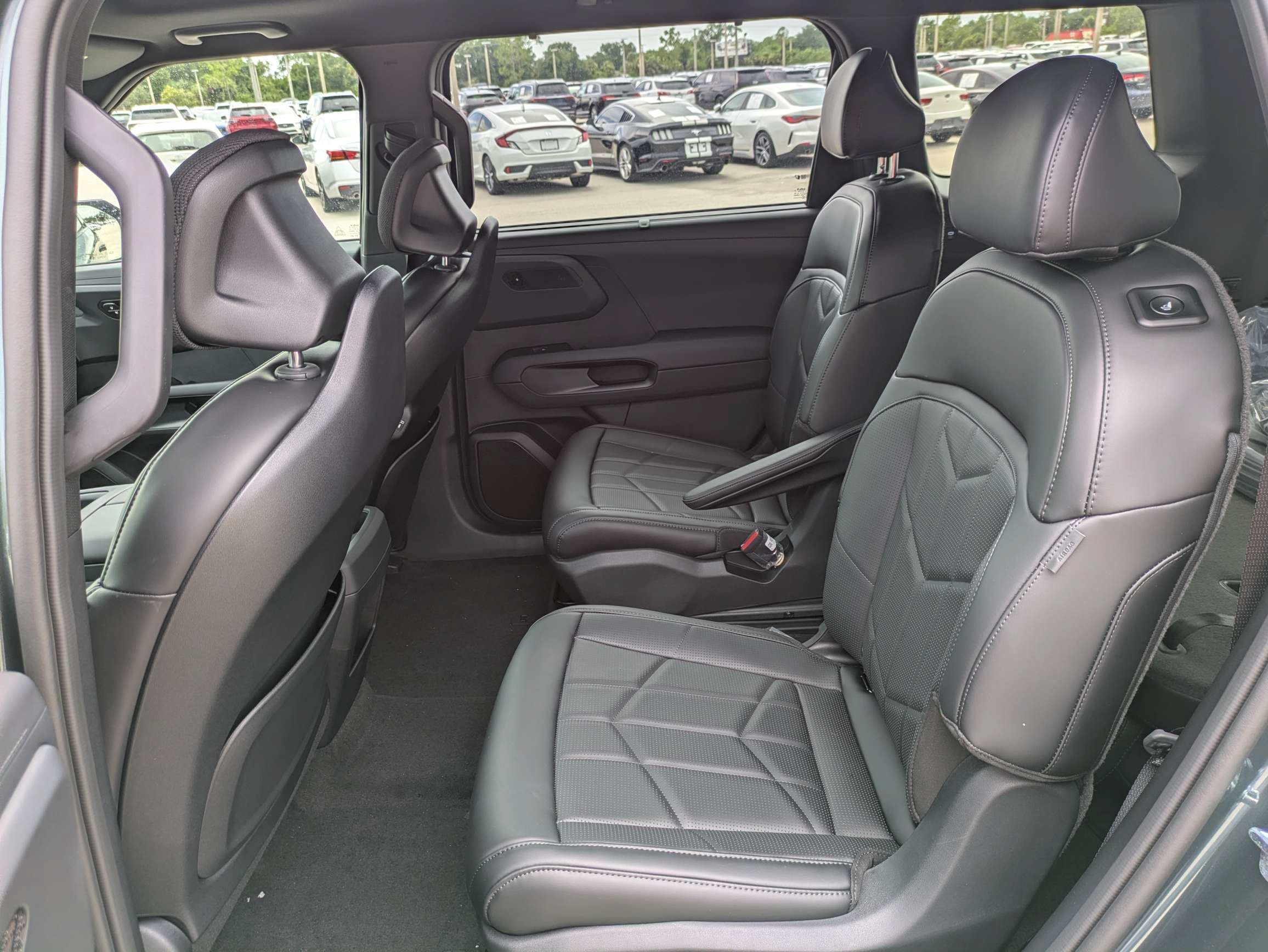 New 2027 Black Jade Green Kia X-Line SX image 17