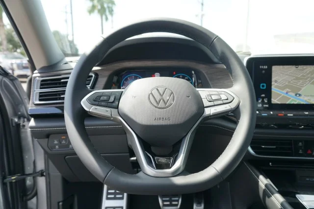 New 2026 Silver Mist Metallic Volkswagen 2.0T SEL Premium R-Line image 25