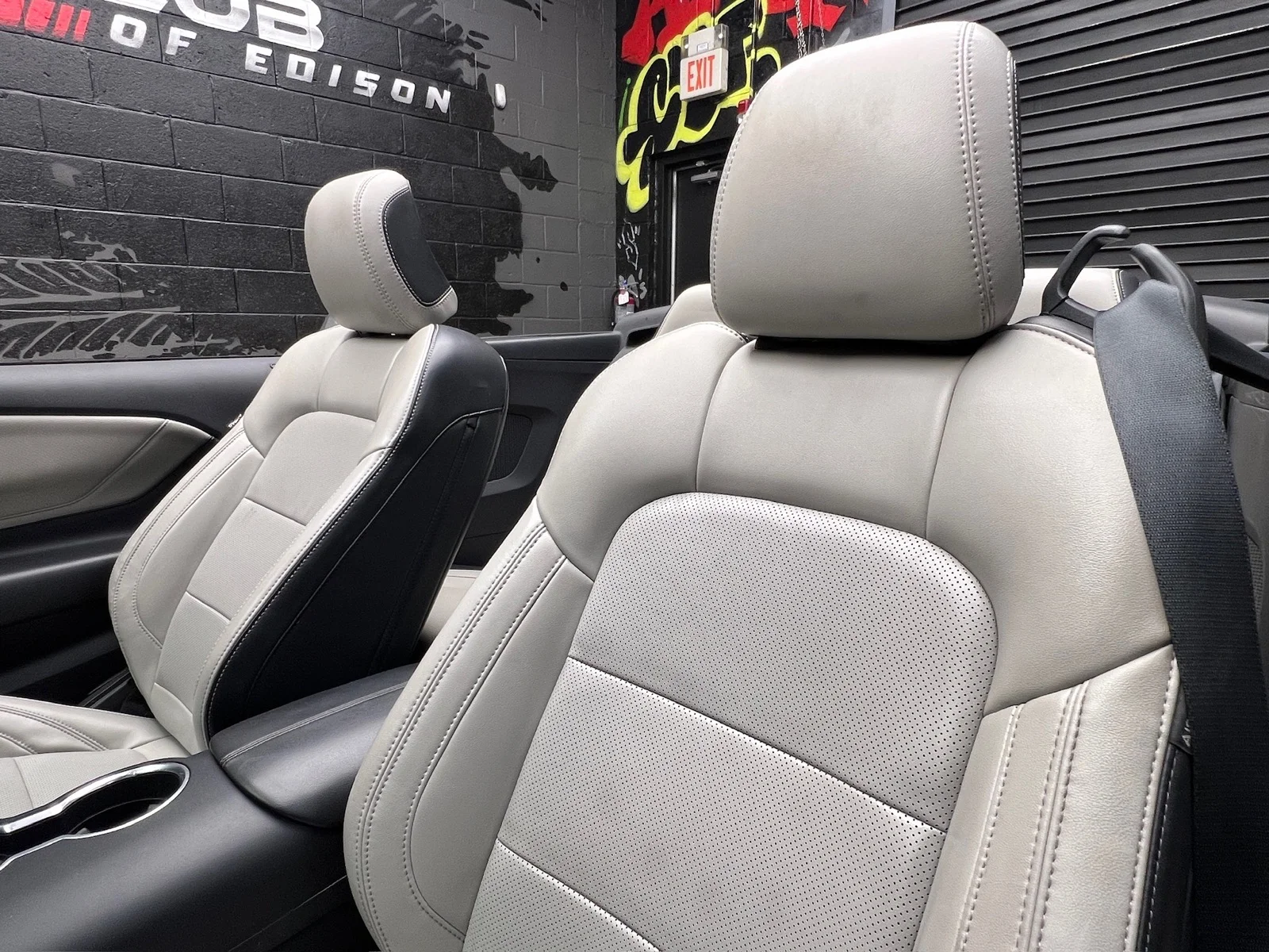Used 2024 Carbonized Gray (m7) Ford EcoBoost Premium image 9