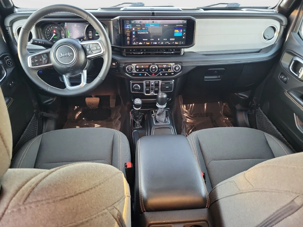 Certified Used 2025 Gray Jeep Sahara 4xe image 18