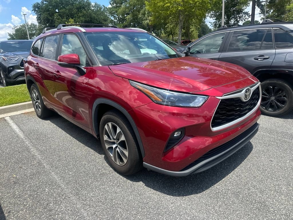 Used 2023 Red Toyota XLE image 2
