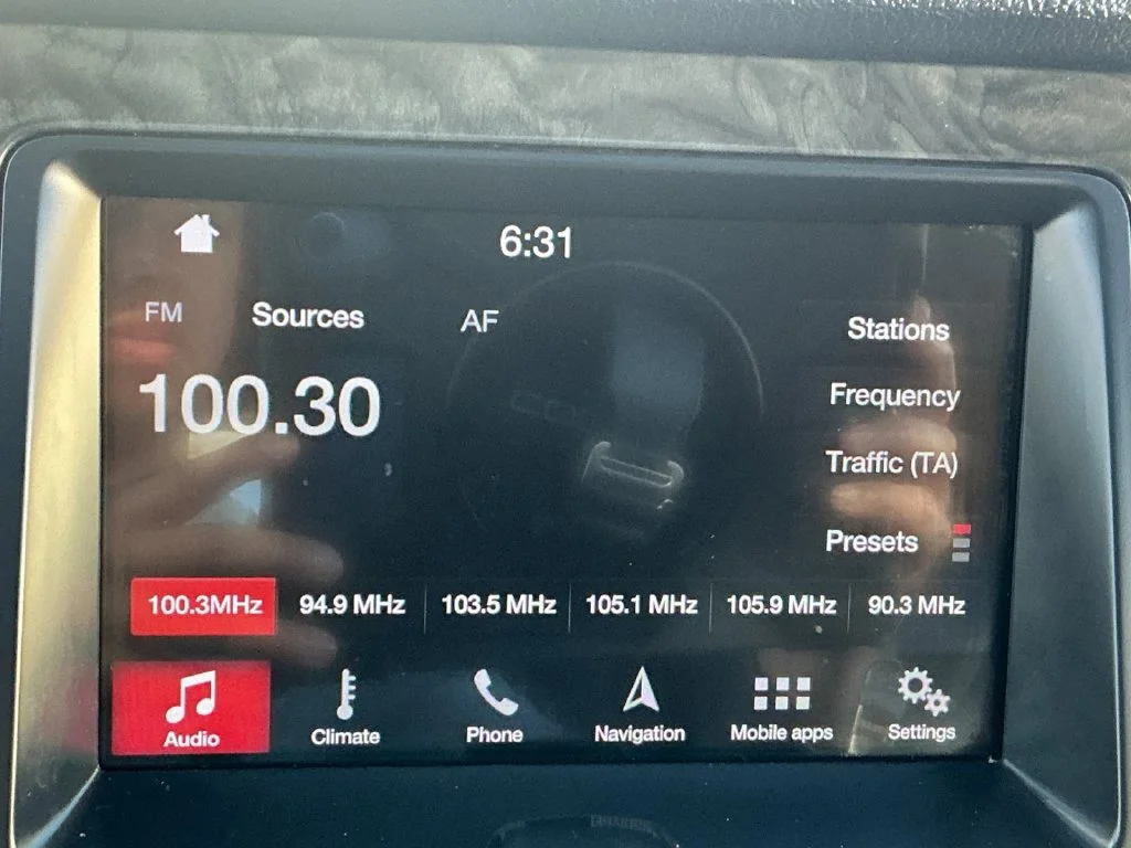 Used 2017 Gray Ford Limited image 22