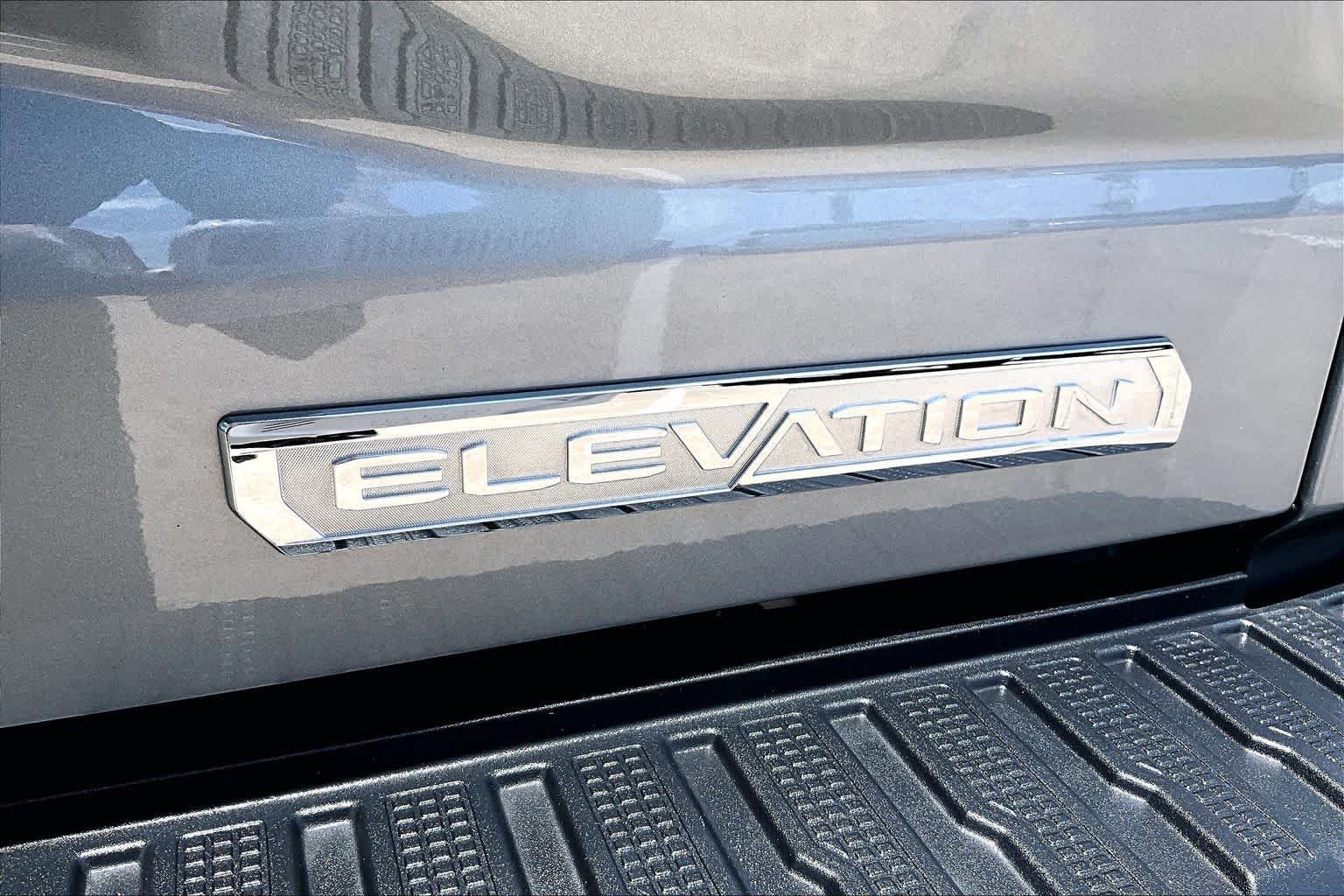 Used 2026 Sterling Metallic GMC Elevation image 10