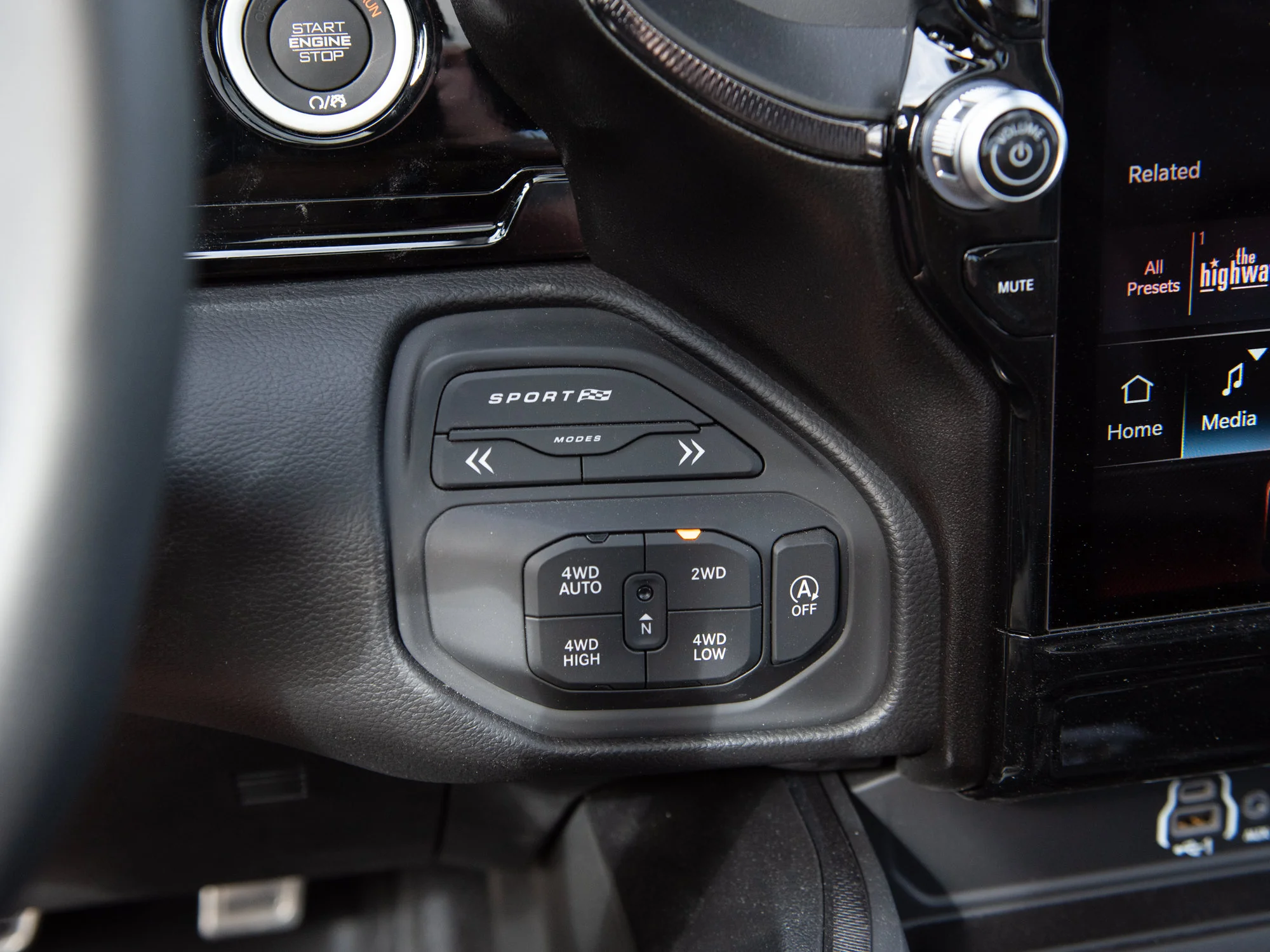 New 2026 White RAM Sport Night G/T* Crew Cab 4x4, Passenger Screen, Level 1 Equip Grp, 3.92 Rear Axle Ratio image 16