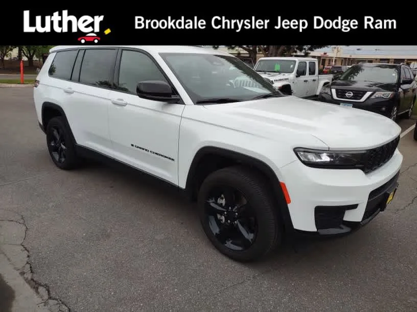 2025 Jeep Grand Cherokee L Altitude X 4x4's photo