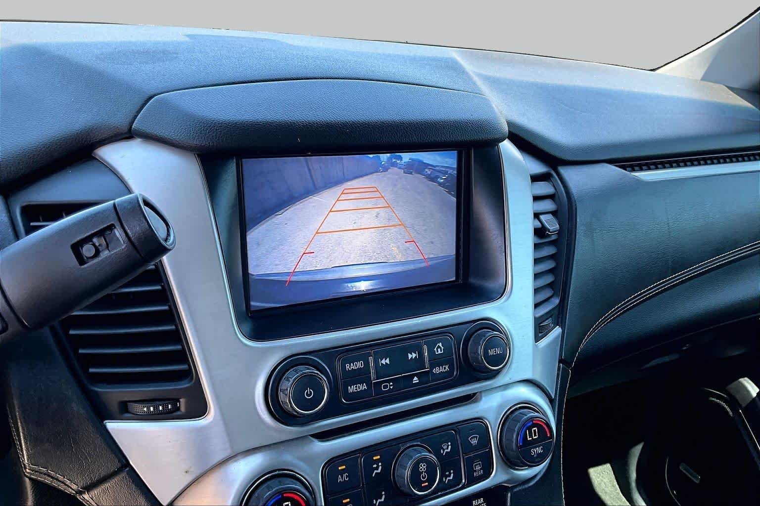 Used 2016 Onyx Black GMC SLE image 29