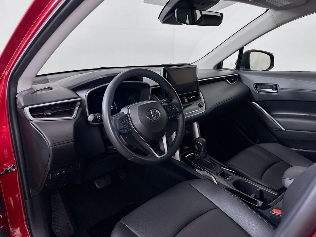Used 2023 Red Toyota XLE image 9
