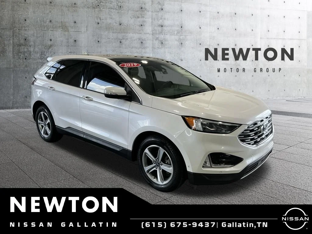 Used 2019 White Platinum Clearcoat Metallic Ford Titanium image 1