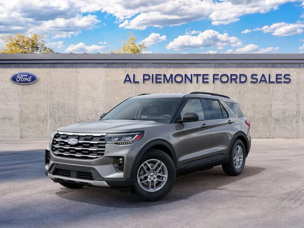New 2027 Carbonized Gray Metallic Ford Active image 33