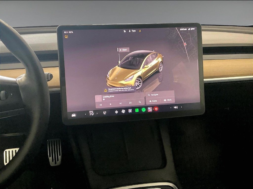 Used 2022 White Tesla Long Range image 18